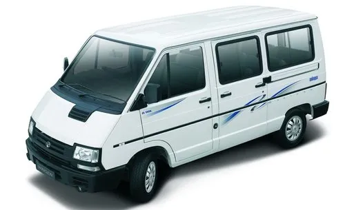 Minivan in Goa